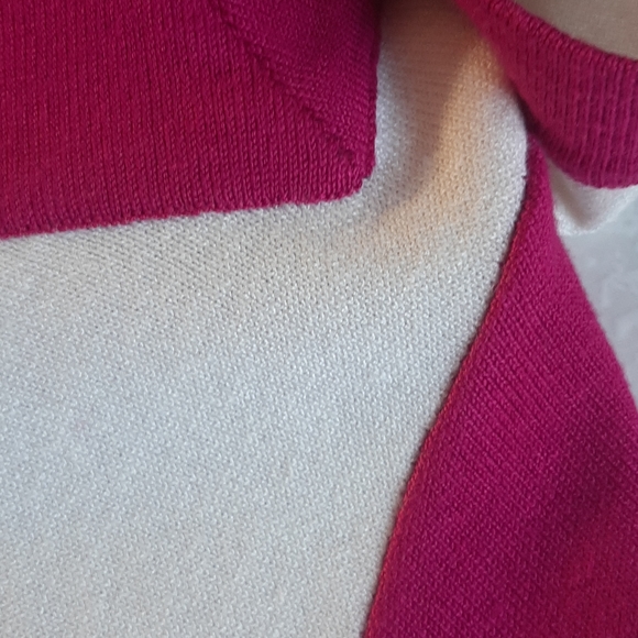 Geometric Post-modern Minidress, Magenta Whitecut - Picture 4 of 4